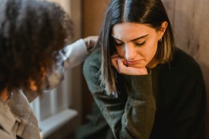 How do you get out of a toxic relationship